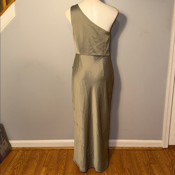 BHLDN Ladies NWT Dylan Stretch Satin One-Shoulder Leg Slit Maxi Dress. Size 12. - Picture 6 of 13